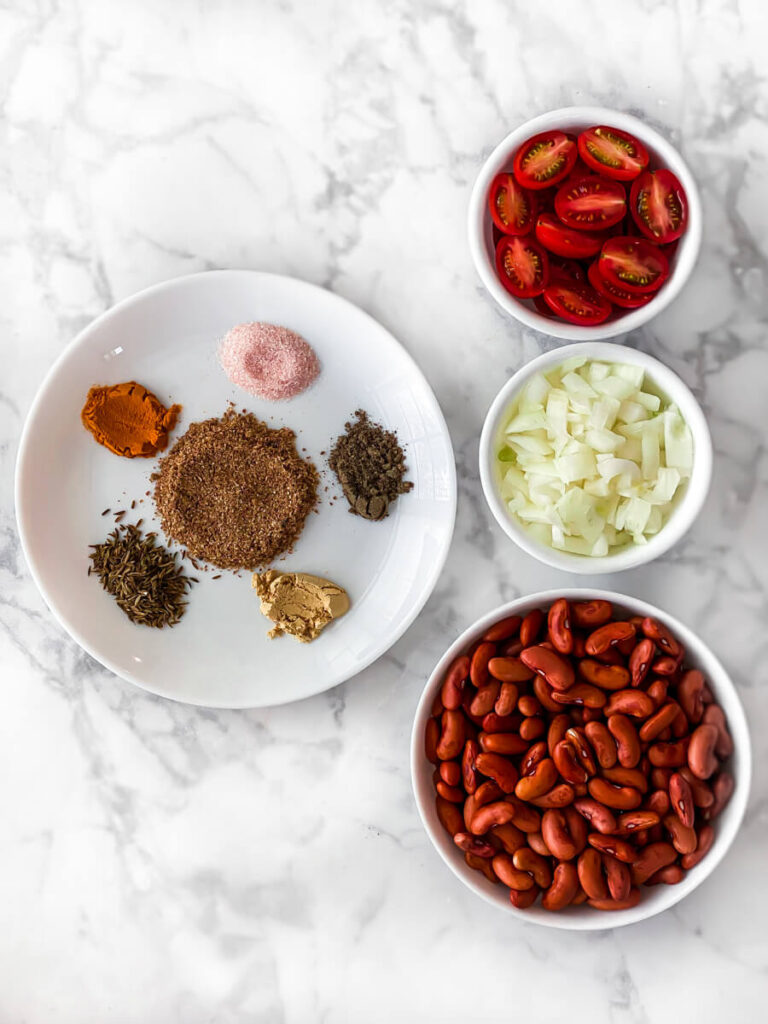ingredients that go into the rajma