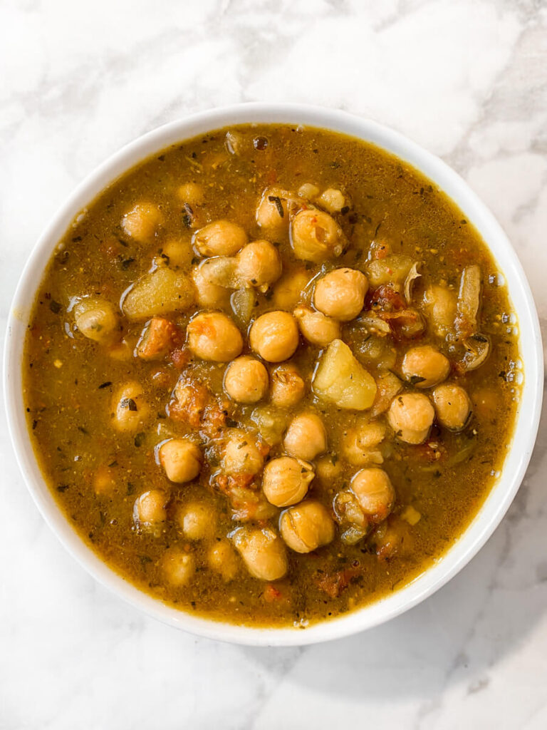 Instant Pot Chana Masala (Garbanzo Beans Curry) Tasty & Vibrant